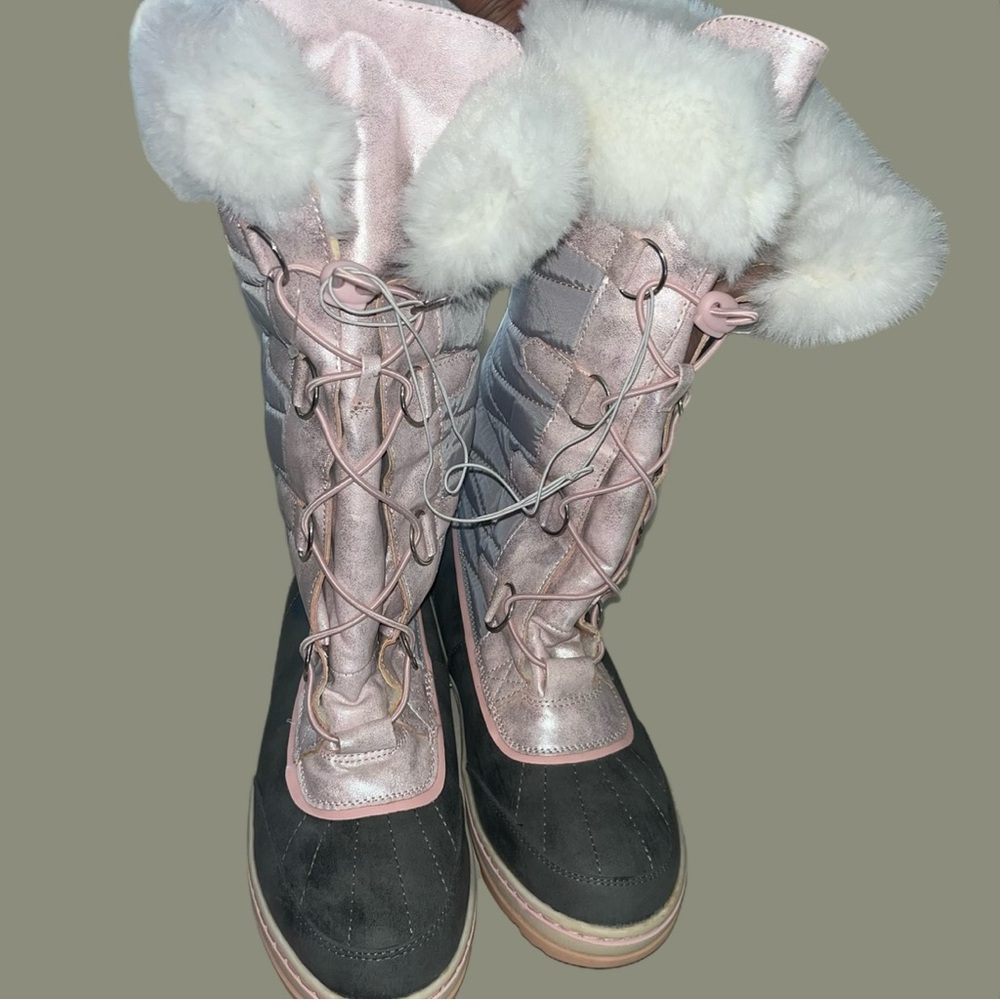 Justice just for girls winter boots size 7M